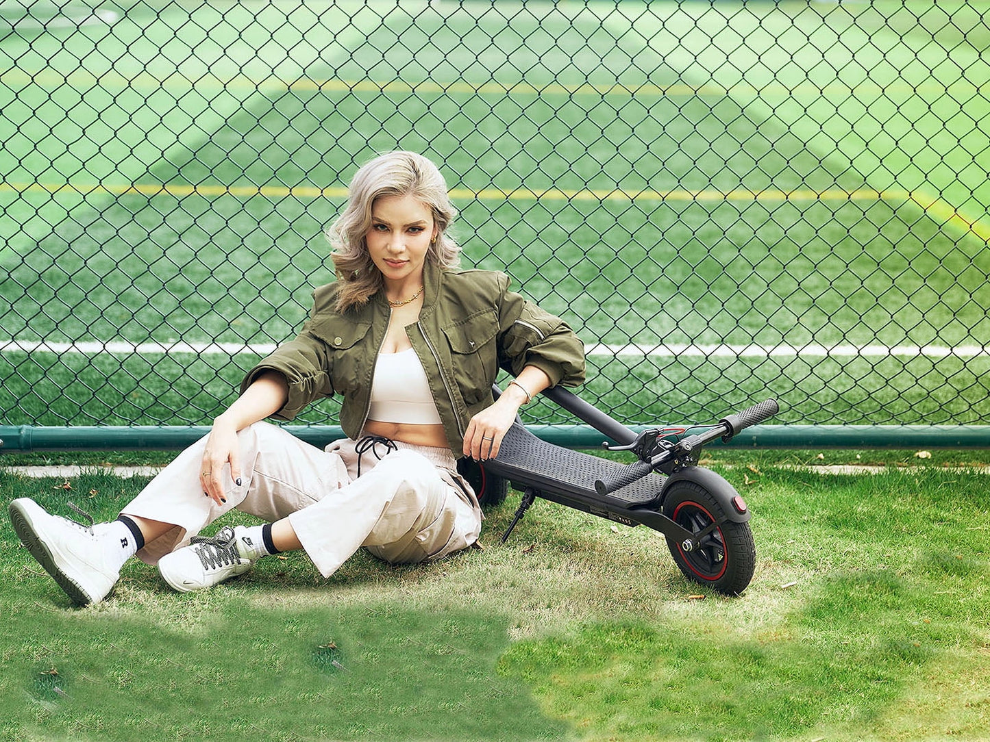 LF6 Electric Scooter with 500W Motor, 10” Tires, 22Mph & 23Miles Range, Folding Commuting E-Scooter for Adults with APP Control